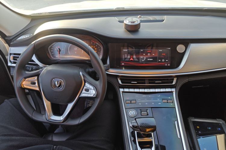 Used Changan CS85 COUPE 2019 1.5T DCT Version China VI Standard
