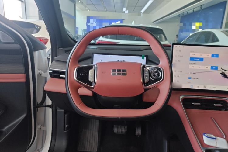 Used  L6 2025 EM-i 140km Explorer+ Edition
