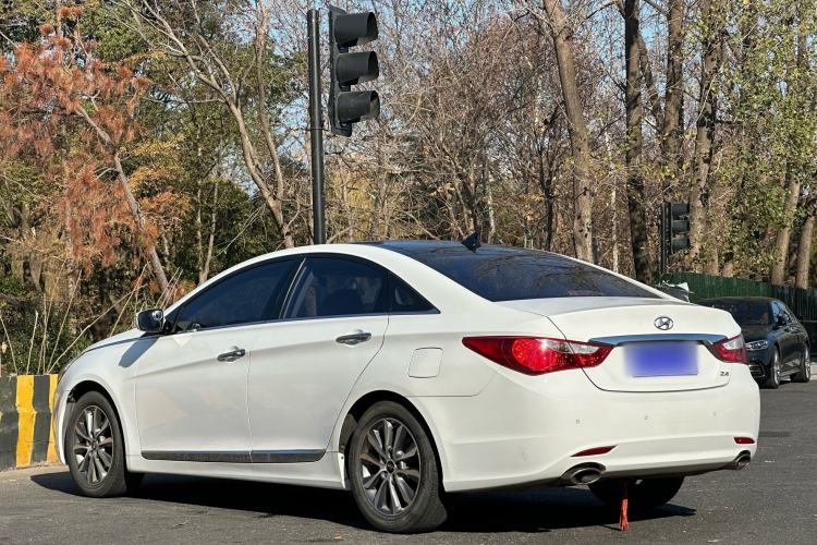 Used Hyundai Sonata 2013 2.4L Automatic Leading Edition China IV Standard

