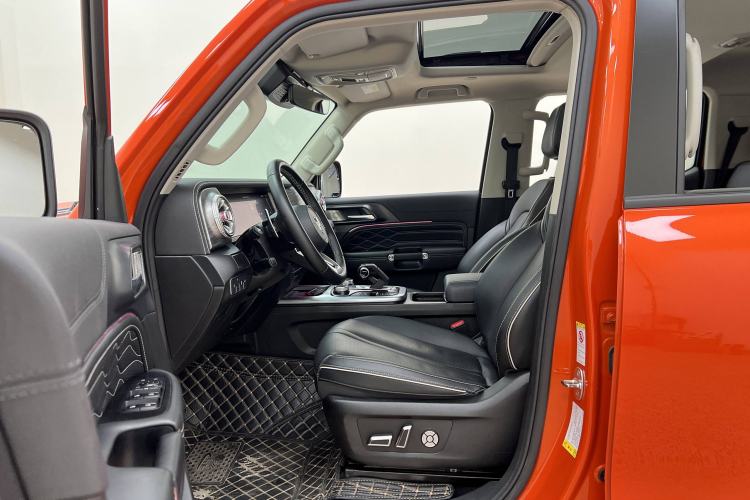 Used Tank 300 2021 City Edition 2.0T—Truly Stylish
