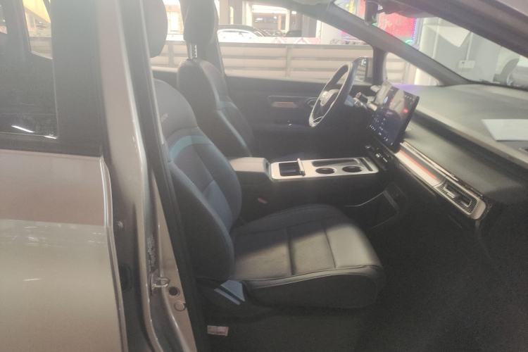 Used AION Y 2023 Plus 510 Tech Edition
