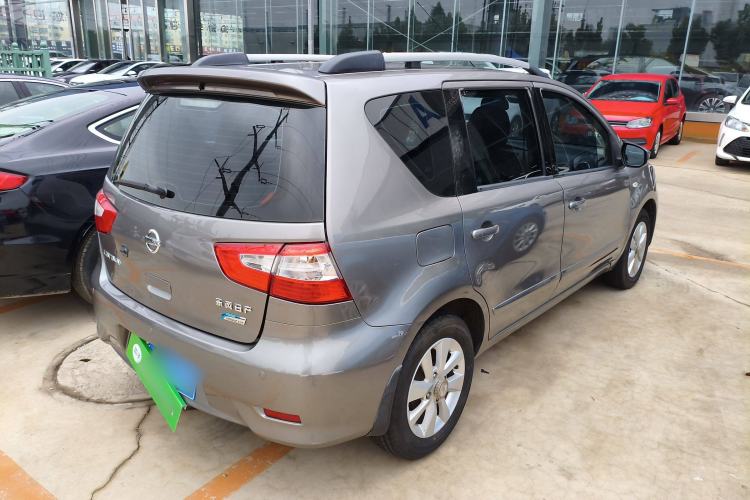 Used Nissan Livina 2013 1.6XL CVT Luxury Edition