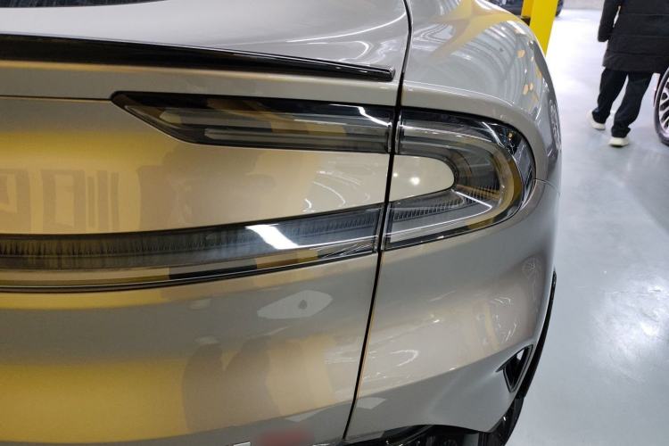 Used Xiaomi Auto YU7 2025 Ultra-Long Range High-Performance All-Wheel-Drive Max Edition
