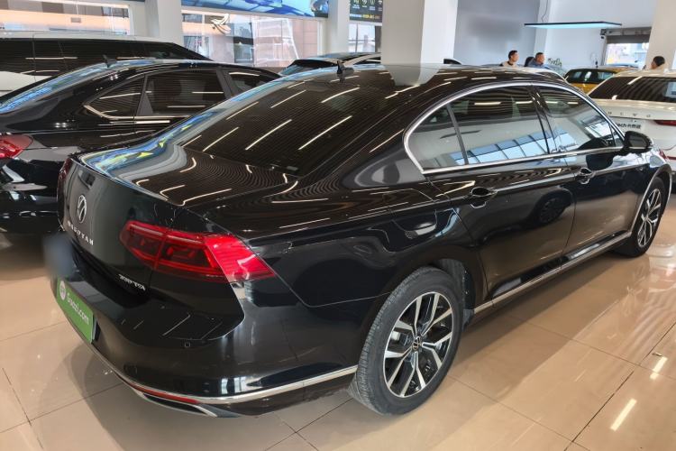 Used Volkswagen Magotan 2020 330TSI DSG Leading Model
