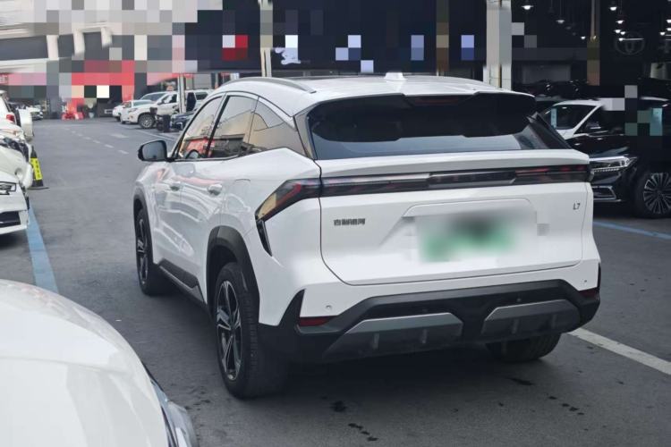 Used  L7 2023 1.5T 115 km Starship
