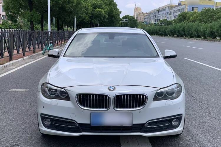 Used BMW 5 Series 2014 525Li Luxury Design Package
