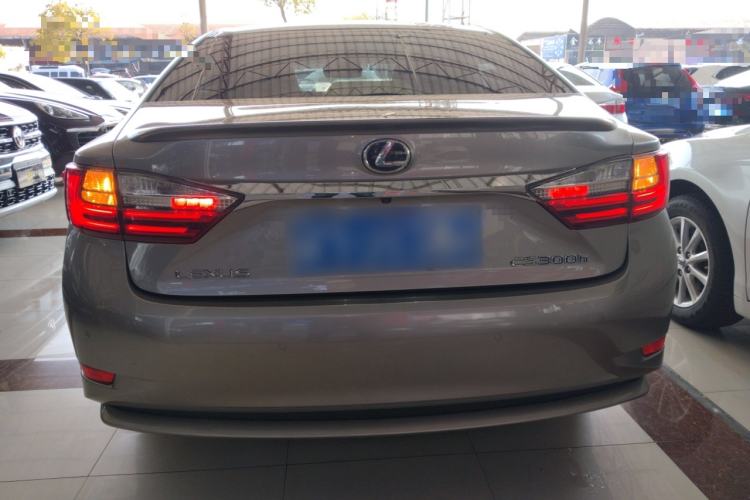 Used Lexus ES 2015 300h Comfort Edition