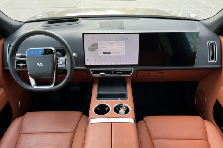 Used Li Auto L8 2023 Pro Model
