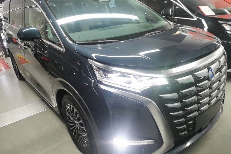 Used Denza D9 2022 DM-i 970 Four-Wheel Drive Prestige Model