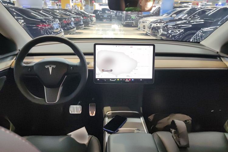 Used Tesla Model Y 2021 Long-Range All-Wheel-Drive Version 3D7