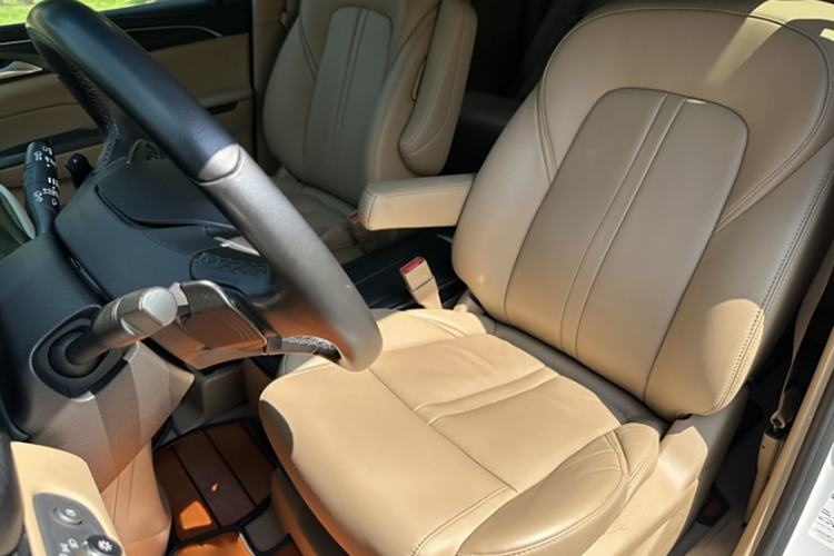 Used Buick GL8 2021 ES Land Cruiser 653T Luxury Edition
