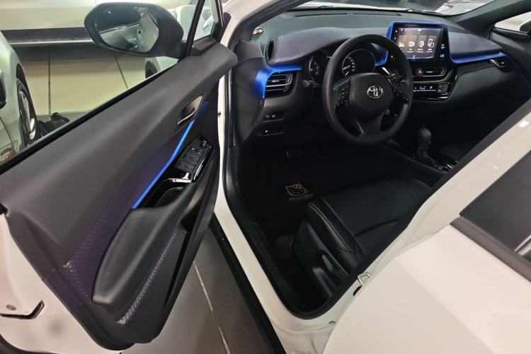 Used Toyota IZOA 2020 2.0L Enjoy Edition