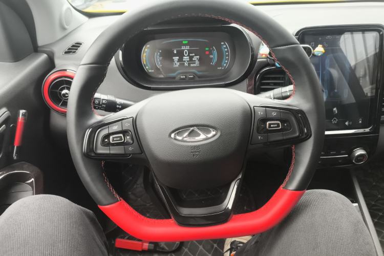 Used Chery Little Ant 2022 Revised Version Sweet Pink Edition Half-Sugar Version Lithium Iron Phosphate 30.7 kWh 30 kW 301 km