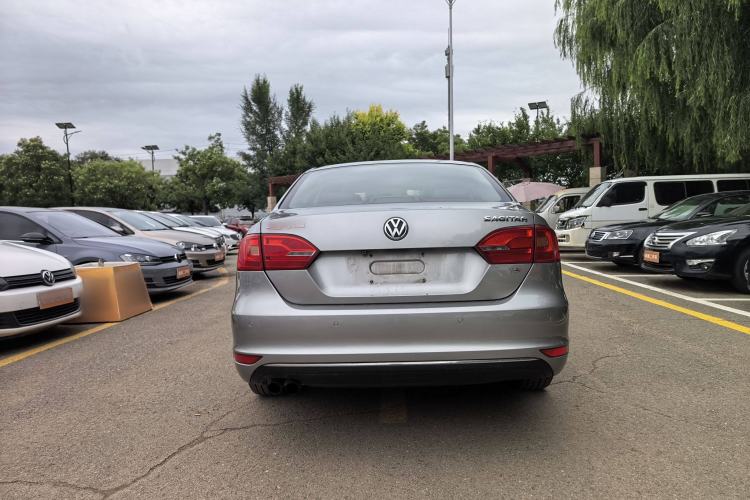 Used Volkswagen Sagitar 2014 1.4TSI Automatic Luxury Model
