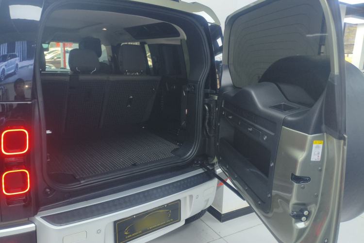 Used Land Rover Defender 2020 110 P400 Dark Special Edition
