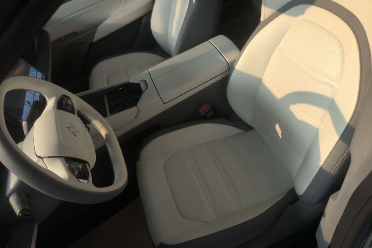 Used  eπ007 2024 Pure Electric 540 All-Wheel Drive Max Edition