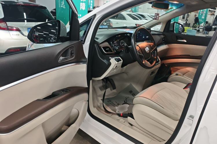 Used Buick GL8 2022 Land Business Class 652T Luxury Model
