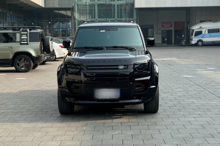 Used Land Rover Defender 2023 90 3.0T P400 XS
