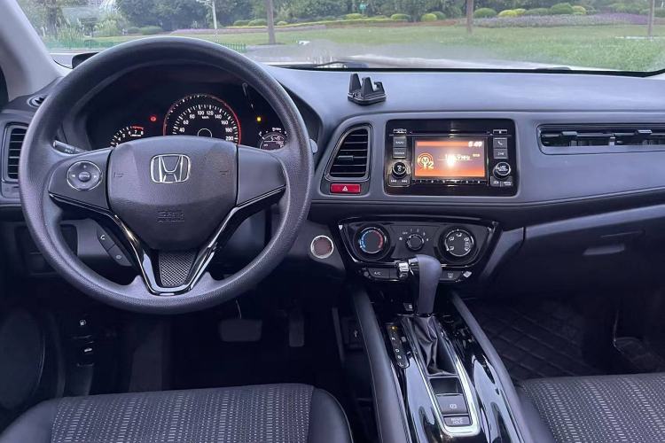 Used Honda Vezel 2017 1.8L CVT Front-Wheel Drive Pioneer Edition
