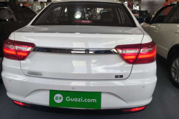 Used Geely Auto Vision 2019 Upgraded Model 1.5L Manual Luxury Version China VI Standard
