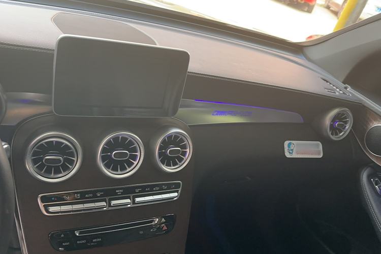 Used Mercedes-Benz GLC 2016 GLC 300 4MATIC Dynamic Model
