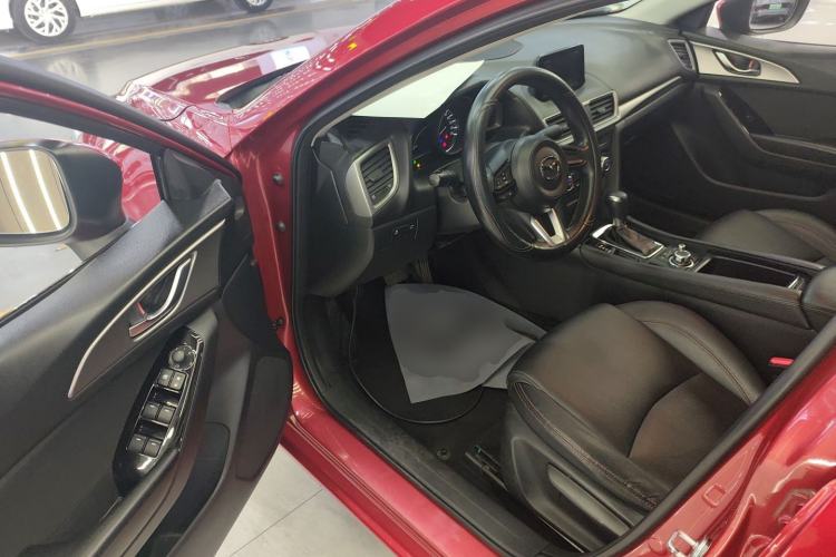 Used Mazda Mazda 3 Axela 2017 Sedan 1.5L Automatic Luxury Model Emission Standard China V
