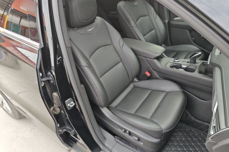 Used Cadillac XT4 2021 28T Two-Wheel Drive Leading Version