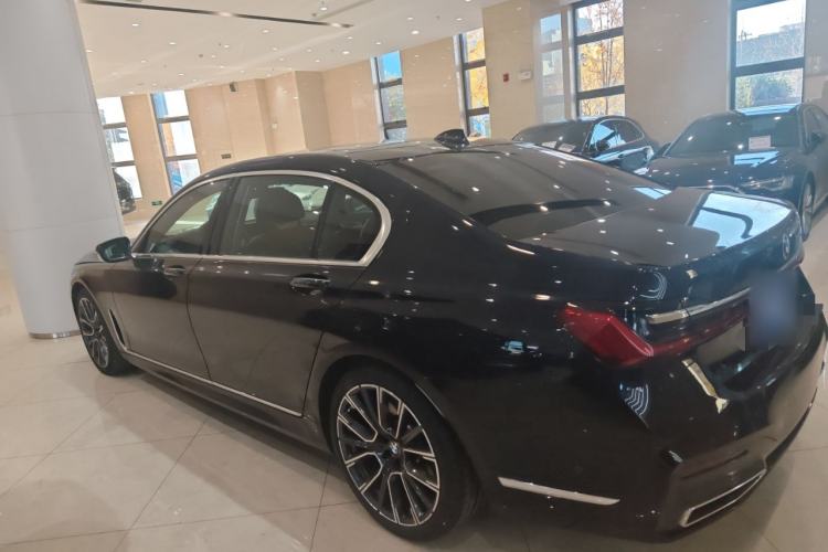 Used BMW 7 Series 2021 740Li Leading Model M Sport Package