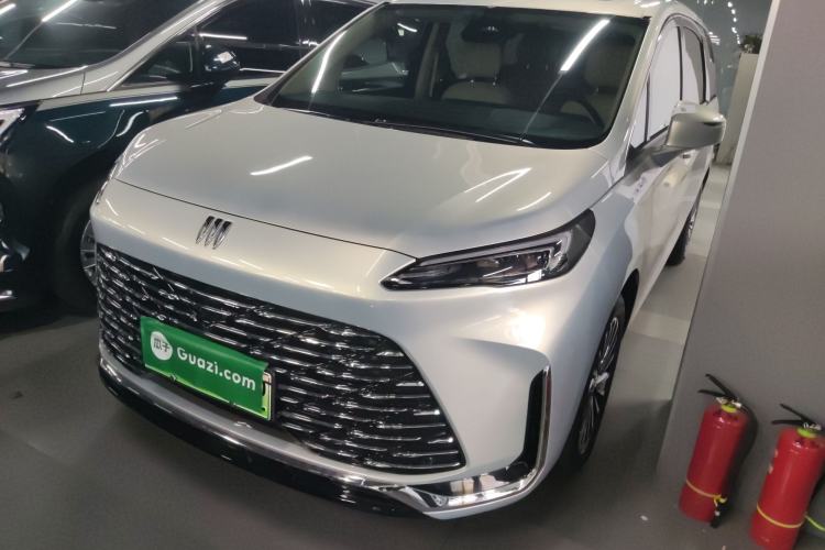 Used Buick GL8 New Energy 2025 Lu Shang Luxury Edition 7-Seater
