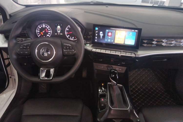 Used MG 5 2023 180 DVVT CVT Luxury Edition
