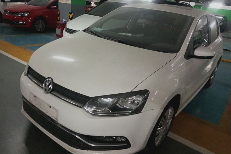 Used Volkswagen Polo 2016 1.6L Automatic Comfort Model