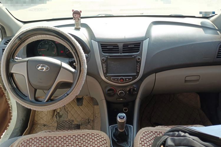 Used Hyundai Verna (older generation) 2016 1.4L Manual Smart GLS Trim