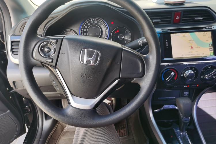 Used Honda Crider 2015 1.8L Automatic Luxury Edition
