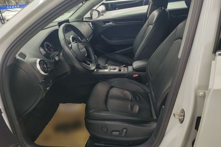 Used Audi A3 2019 Limousine 35 TFSI Fashion Edition China V standard
