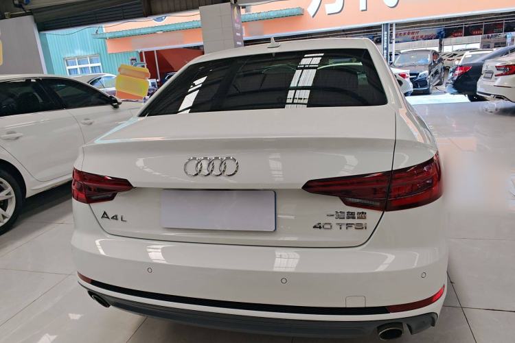 Used Audi A4L 2018 30th Anniversary Edition 40 TFSI Sport Edition
