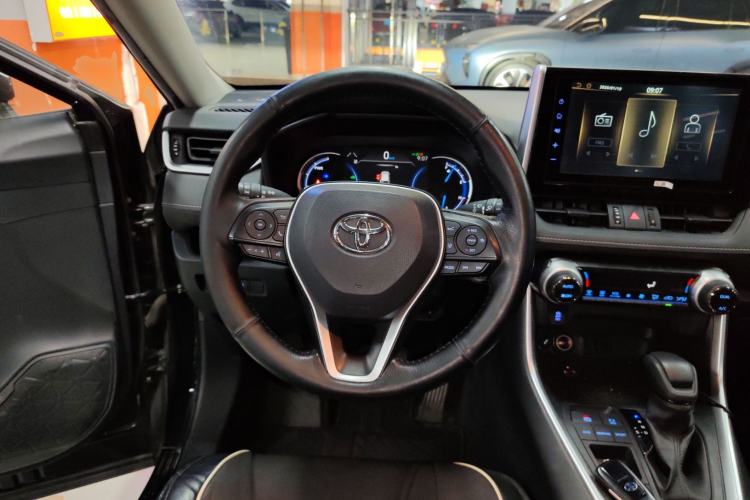 Used Toyota RAV4 2020 Dual-Engine 2.5L E-CVT Two-Wheel Drive Elite Edition