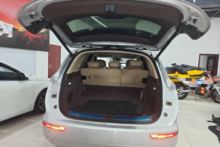 Used Hima AITO M7 2024 1.5T Rear-Drive Plus Version 5 Seats
