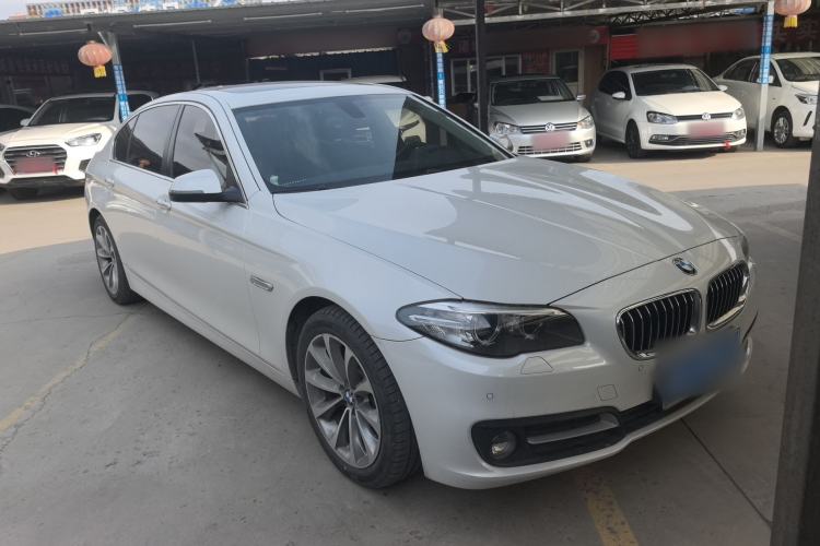 Used BMW 5 Series 2017 525Li Leading Model

