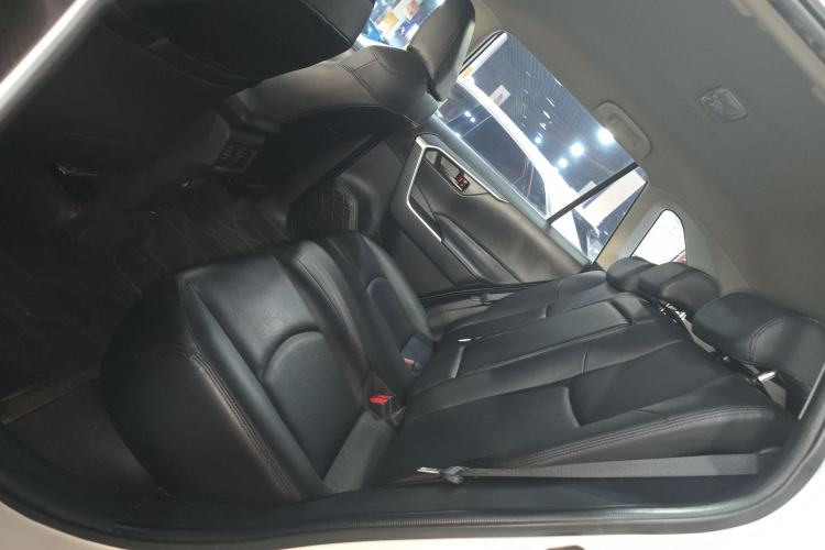 Used Toyota RAV4 2021 2.0L CVT Two-Wheel Drive Urban Edition
