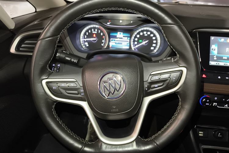 Used Buick GL6 2018 18T 6-Seater Luxury Model
