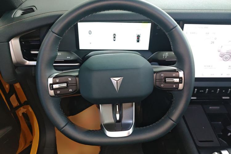 Used  G318 2025 Worry-Free Adventure Edition Four-Wheel Drive Secret Realm Version