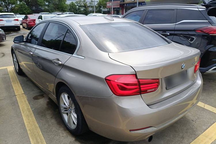 Used BMW 3 Series 2016 320Li Ambition Model
