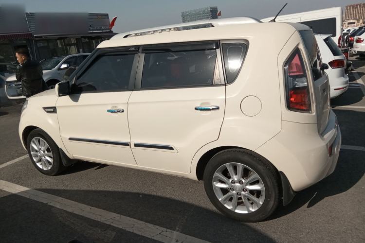 Used Kia Soul 2013 1.6L AT GL
