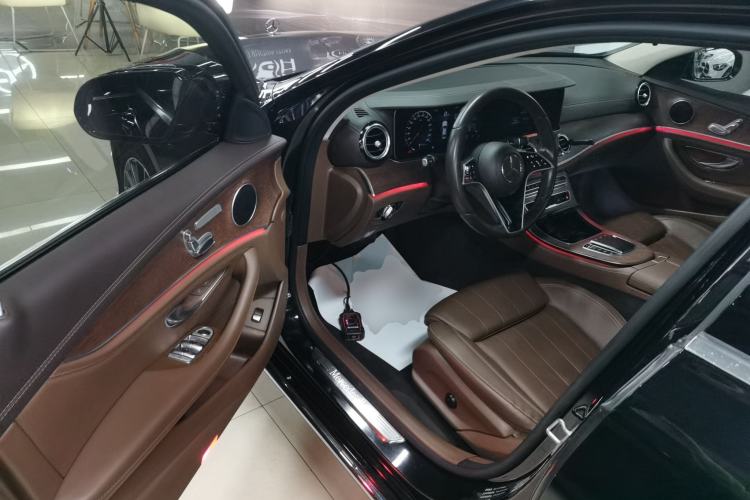 Used Mercedes-Benz E-Class 2023 Facelift E 260 L