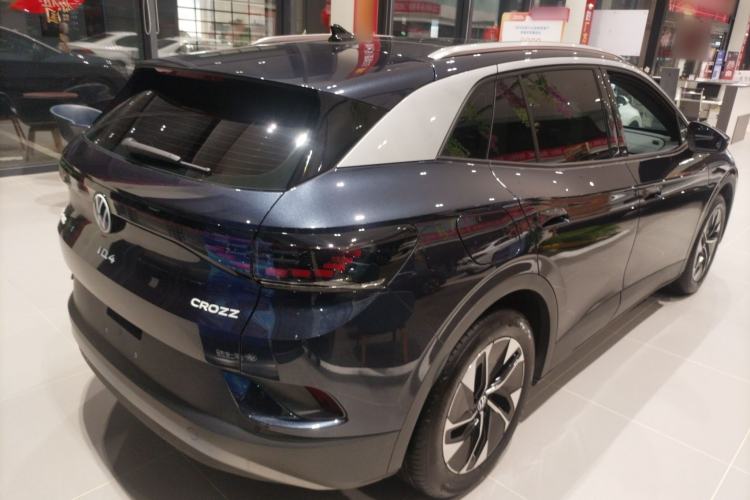 Used Volkswagen ID.4 CROZZ 
