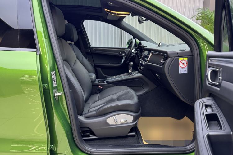 Used Porsche Macan 2018 Macan 2.0T
