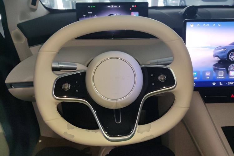 Used Hima Luxeed R7 2024 All-Electric 736 km Ultra
