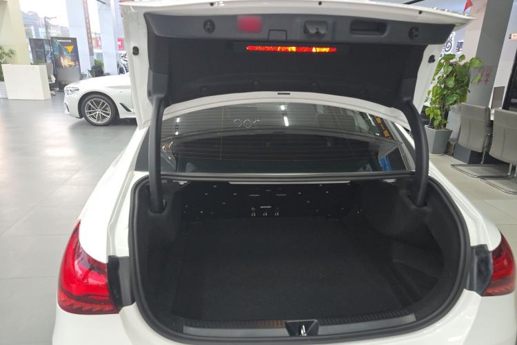 Used Mercedes-Benz A-Class 2024 Updated A 200 L Fashion Version
