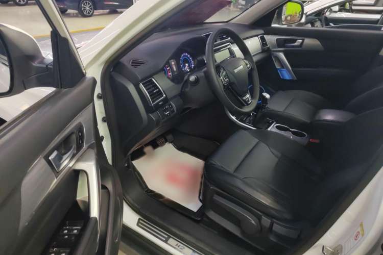 Used Haval H2 2018 Red-Label 1.5T Manual Two-Wheel Drive Luxury Model
