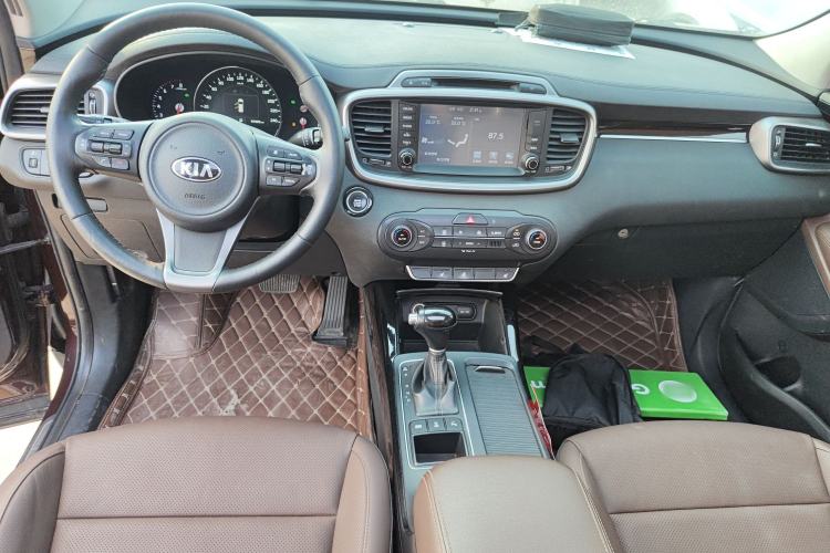 Used Kia Sorento 2015 Sorento L 2.4L Gasoline 4WD Elite Edition 5 Seats China V Emission Standard
